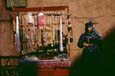 Vente de bracelets et souvenirs pendant le mouled de Sayyeda Zeinab. Le Caire. Bracelets and souvenir shop at the mulid of Sayyeda Zeinab.  Cairo.  