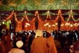 Tentes et �clairages pour c�l�brer le mouled du proph�te. Mosqu�e al-Hussein. Le Caire.  Tents and lightings to celebrate the mulid of the prophet.  Al-Hussein mosque.  Cairo.