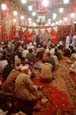 Audition du chanteur soufi (munshid) Ahmad al-Tuni dans une tente de confr�rie � l'occasion du mouled du Sheikh 'Abd al-Rabou. Cit� des morts, le Caire. Audition of the sufi singer (munshid) Ahmad Al-Tuni in a congressional tent at the time of the mulid of Sheikh ' Abd Al-Rabou.  City of the Dead, Cairo.  