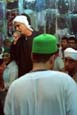 Le chanteur soufi (munshid) 'Adel al-Askari dirigeant un dhikr pendant le mouled de Sidi Ibrahim al-Desouqi. Desouq, delta du Nil. The sufi singer (munshid) ' Adel Al-Askari directing a dhikr during the Mulid of Sidi Ibrahim Al-Desouqi.  Desouq, Nile delta.  